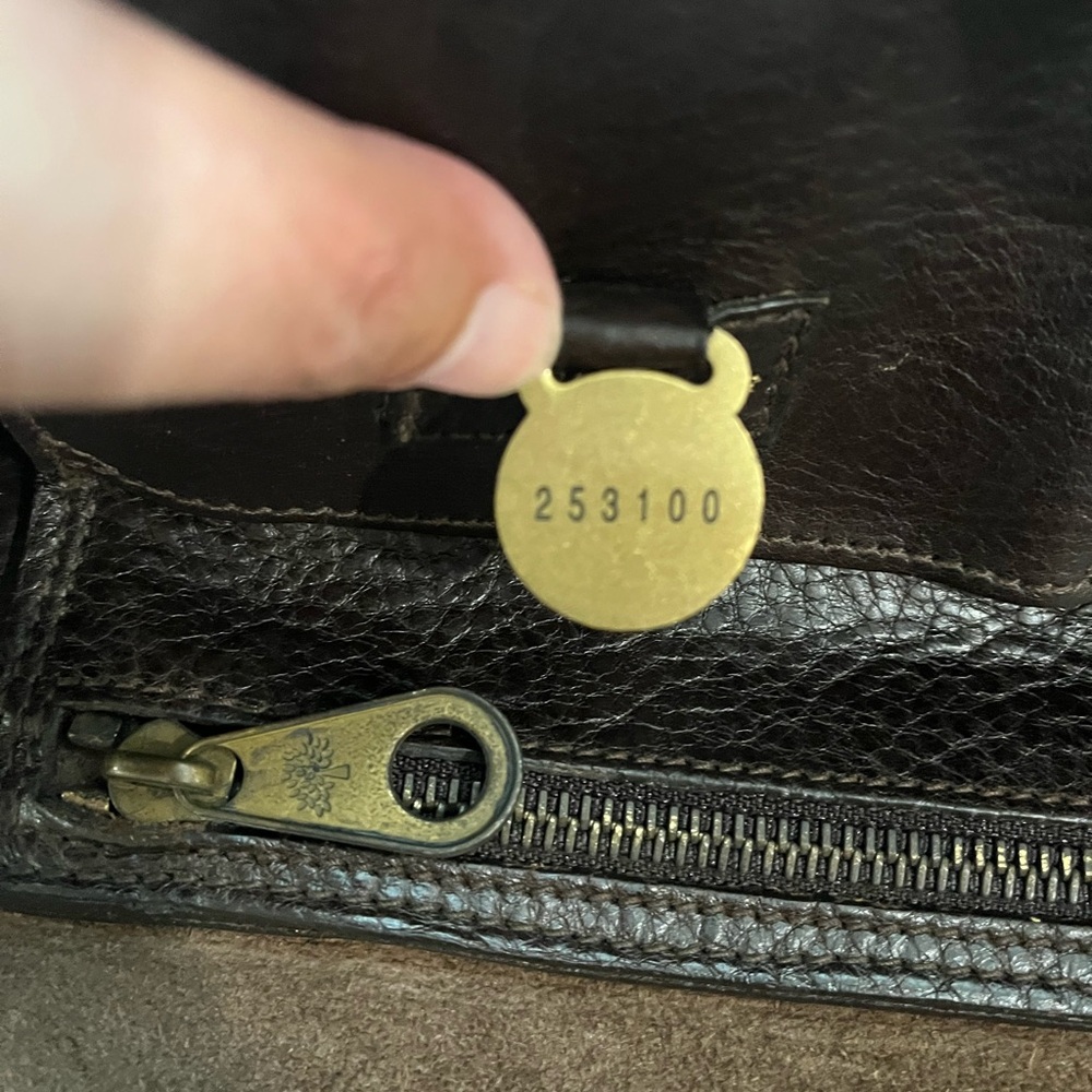 Mulberry Dark Brown Leather Bayswater Satchel with Gold Turnlock - Picture 10 of 16